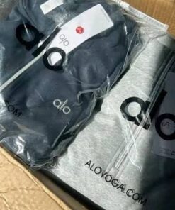 alo yoga clothes